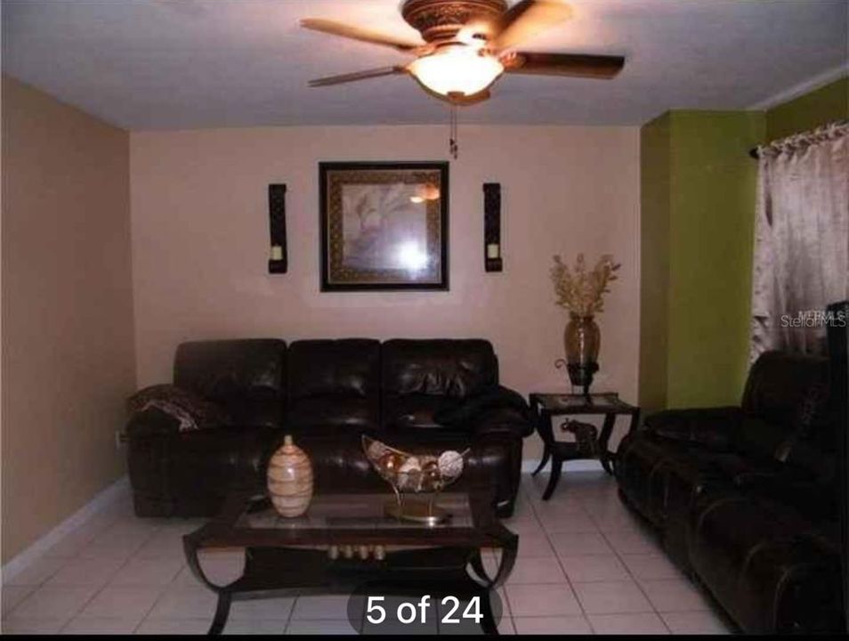 For Rent: $2,100 (3 beds, 2 baths, 1341 Square Feet)