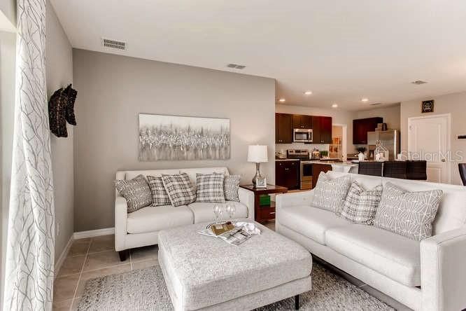 Active With Contract: $448,990 (5 beds, 3 baths, 2447 Square Feet)