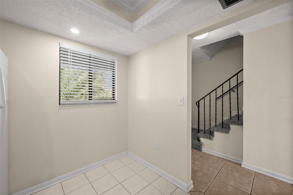 For Rent: $2,200 (2 beds, 2 baths, 1066 Square Feet)