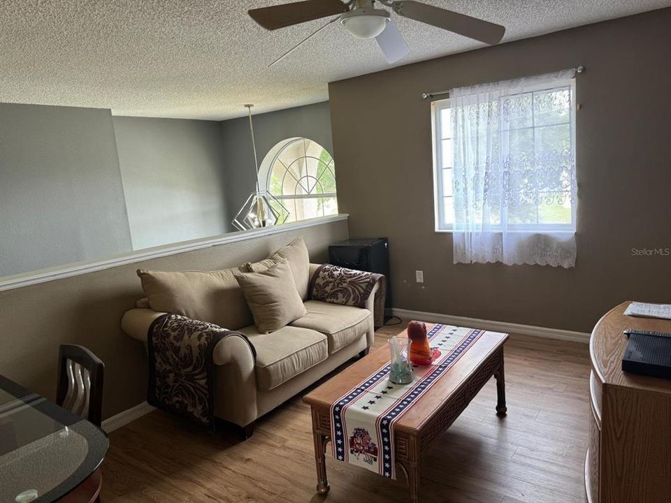 For Rent: $2,500 (4 beds, 2 baths, 2806 Square Feet)