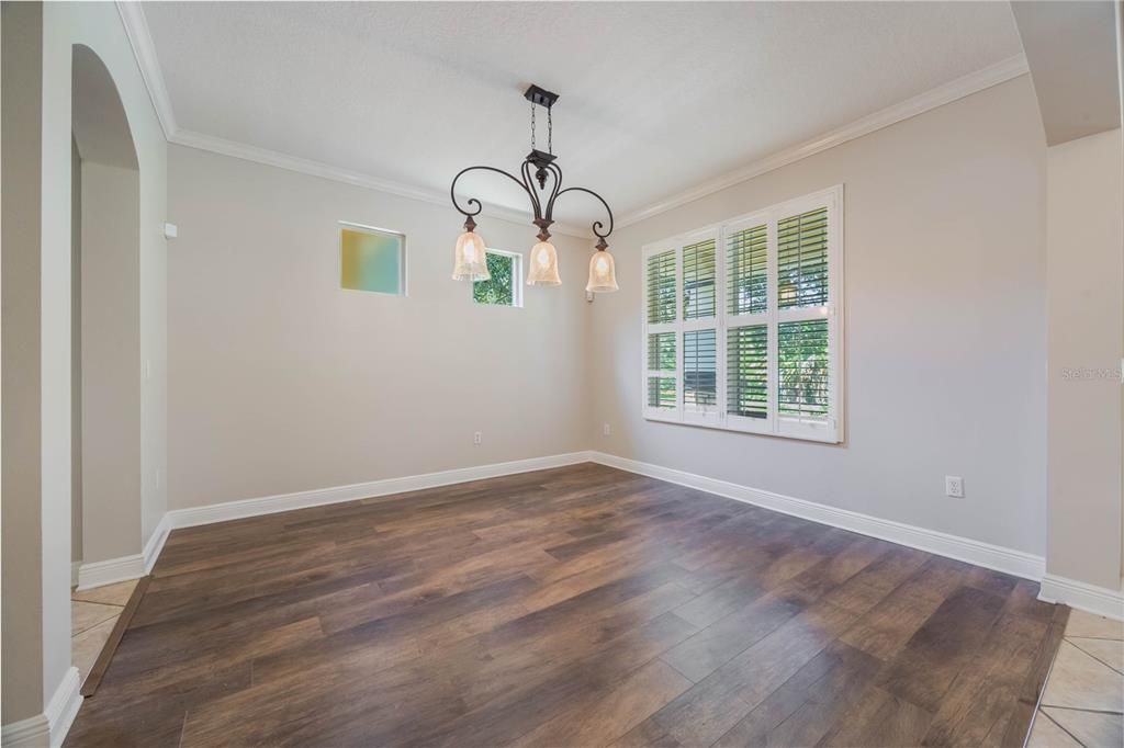 Dining room off of entryway.