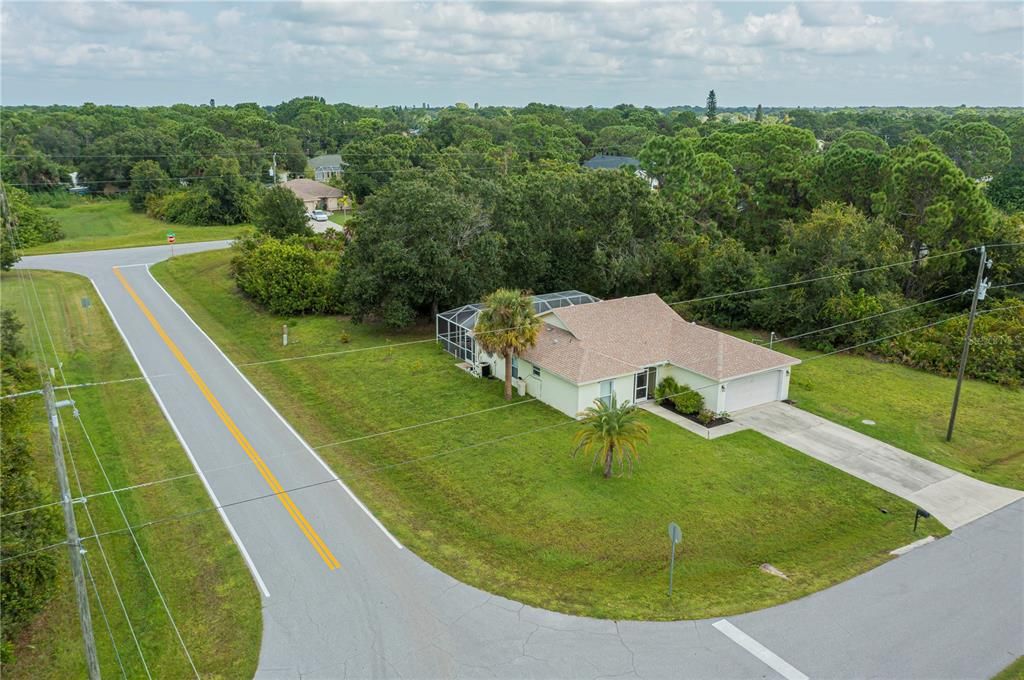 For Sale: $389,000 (3 beds, 2 baths, 1259 Square Feet)