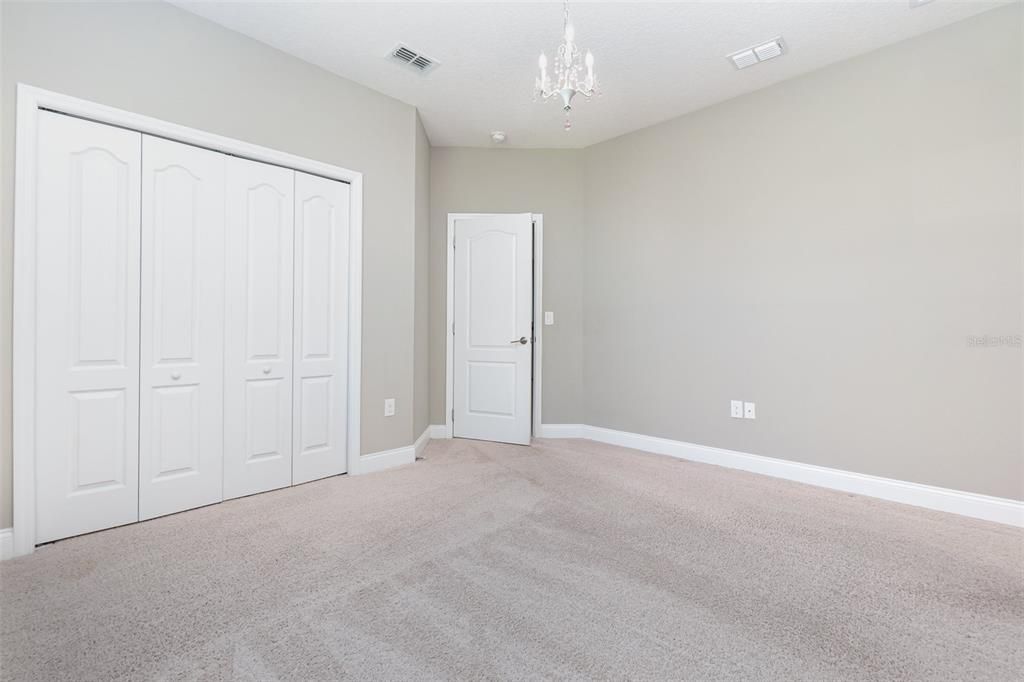 upstairs 3rd bedroom view toward closet