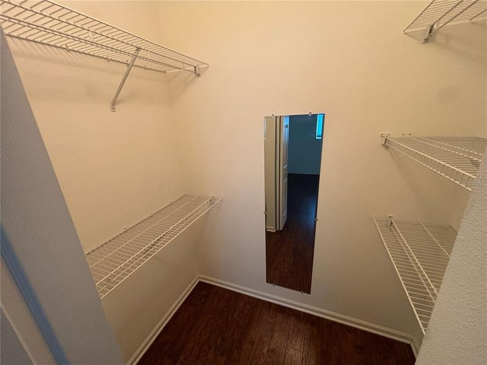 For Rent: $1,900 (2 beds, 2 baths, 1162 Square Feet)