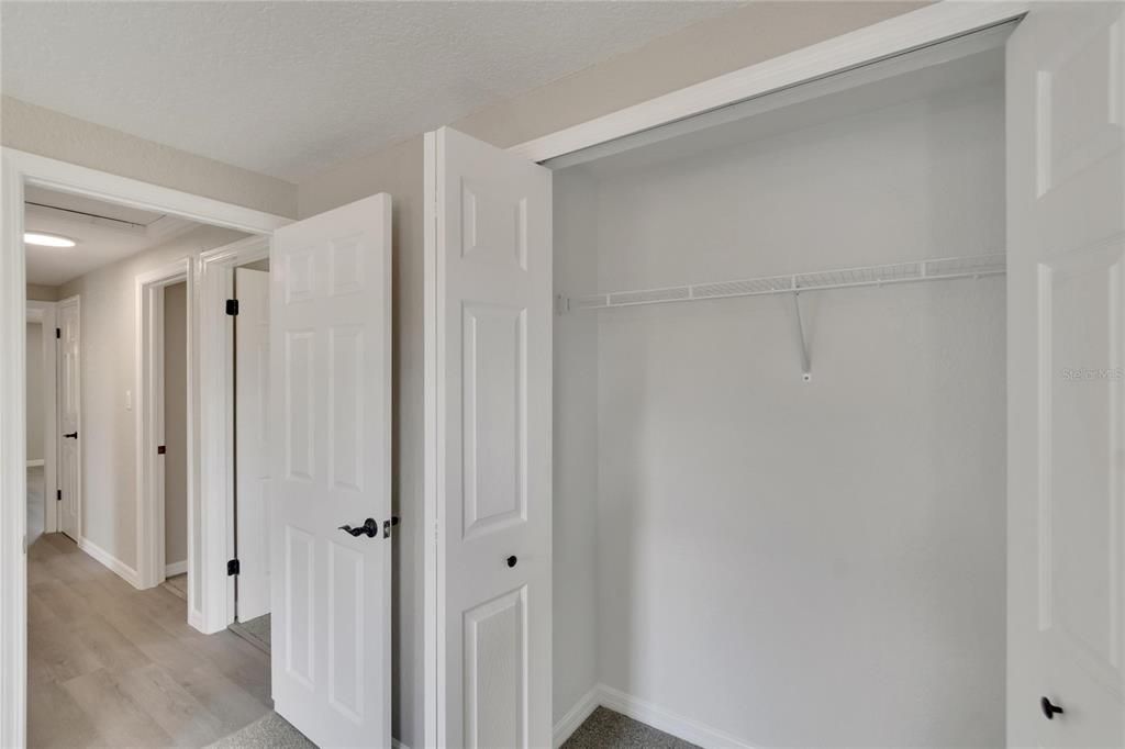 For Sale: $349,900 (3 beds, 2 baths, 1351 Square Feet)