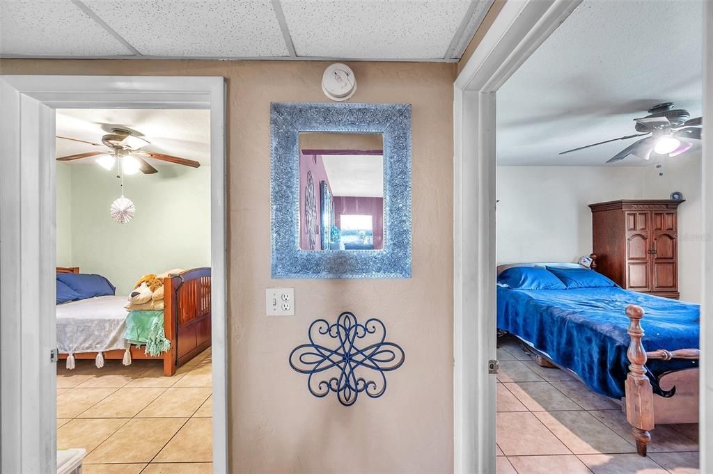 For Sale: $325,000 (3 beds, 1 baths, 1092 Square Feet)