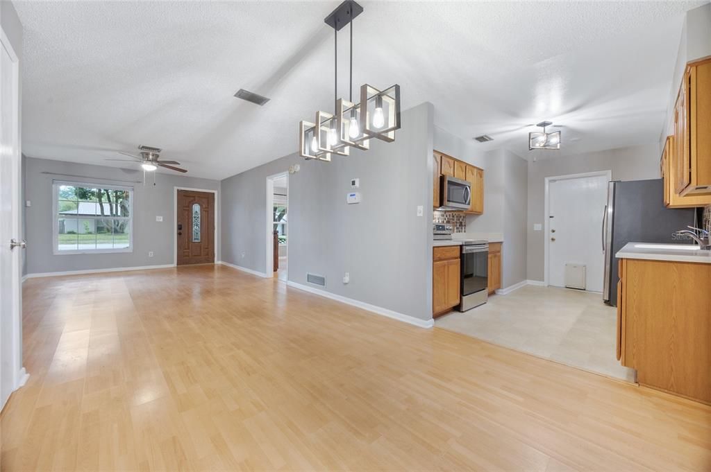 Living room / Dining Room Combo