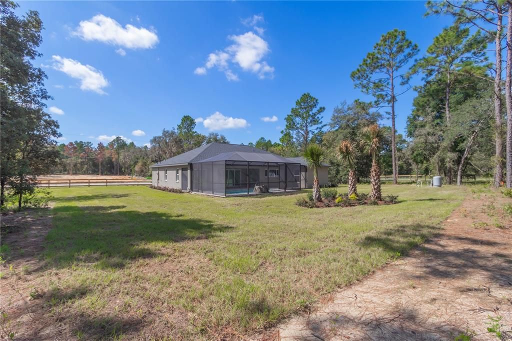 For Sale: $549,000 (3 beds, 2 baths, 1619 Square Feet)