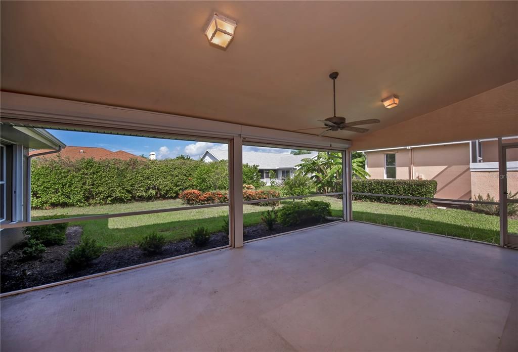 Huge Lanai with roll down shutters