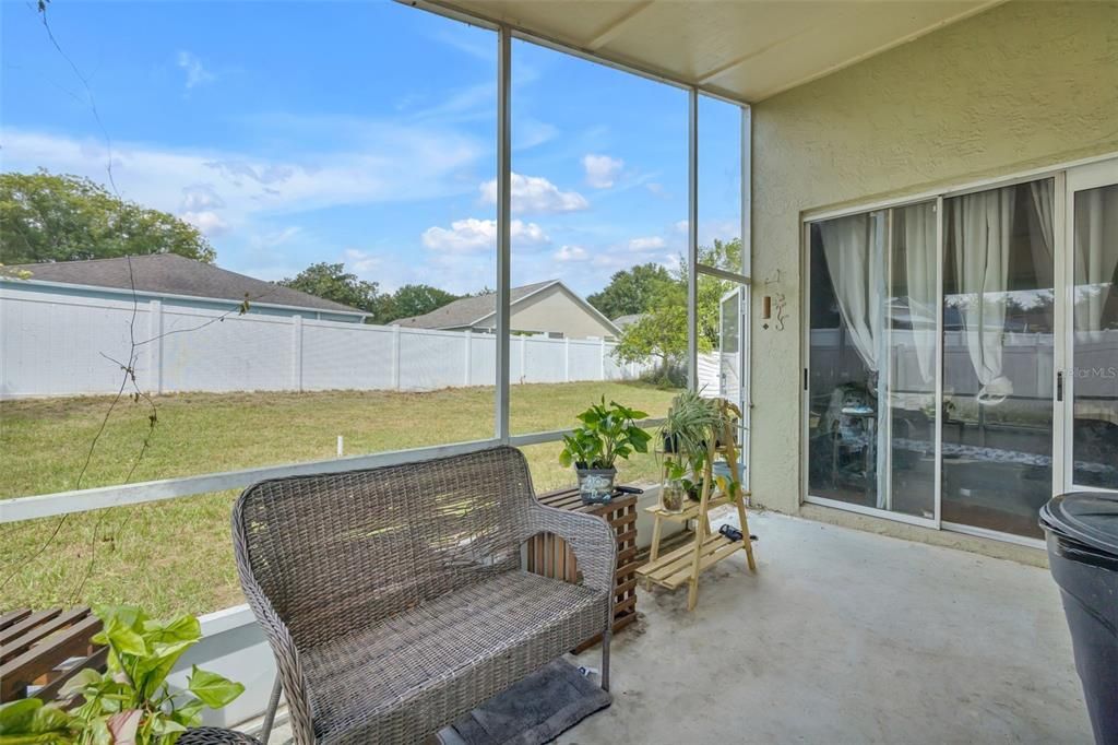 For Sale: $365,000 (4 beds, 2 baths, 2042 Square Feet)