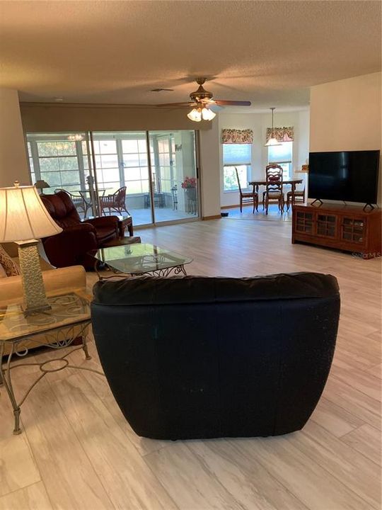 For Rent: $2,200 (2 beds, 2 baths, 1697 Square Feet)