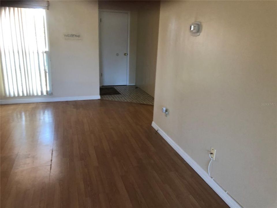 En Venta: $250,000 (2 camas, 2 baños, 1352 Pies cuadrados)