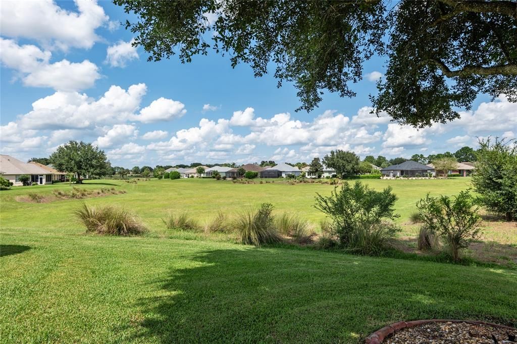 For Sale: $439,000 (3 beds, 2 baths, 2431 Square Feet)