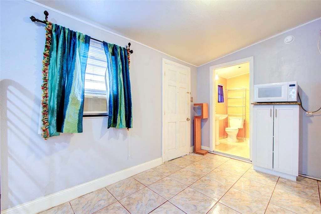 For Sale: $449,000 (3 beds, 2 baths, 1824 Square Feet)