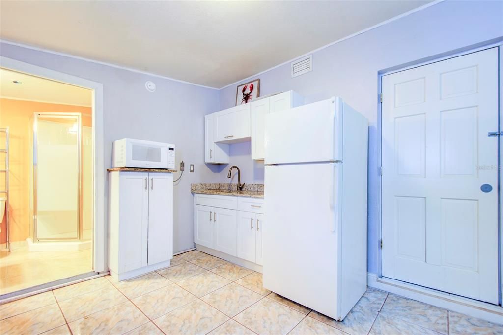 For Sale: $449,000 (3 beds, 2 baths, 1824 Square Feet)