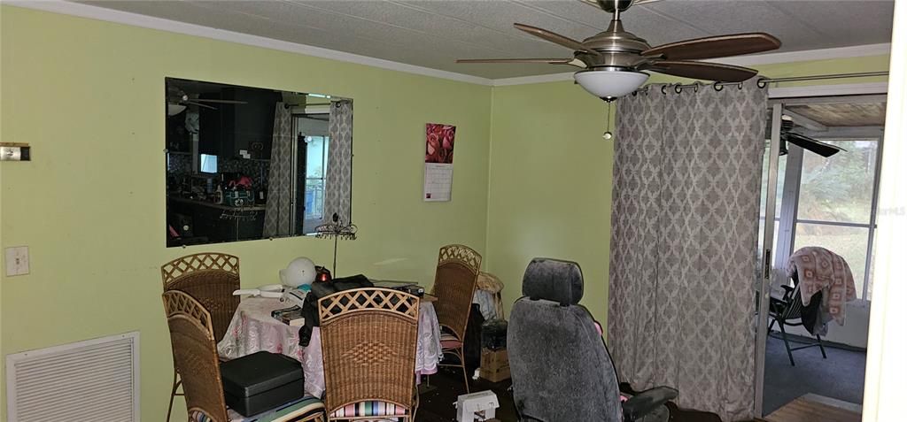 For Sale: $100,000 (3 beds, 2 baths, 1338 Square Feet)