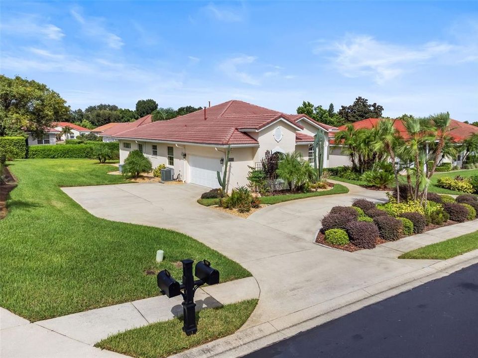 For Sale: $425,000 (3 beds, 2 baths, 2132 Square Feet)