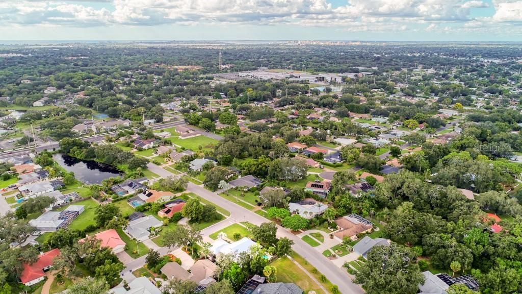 Active With Contract: $950,000 (4 beds, 3 baths, 2633 Square Feet)