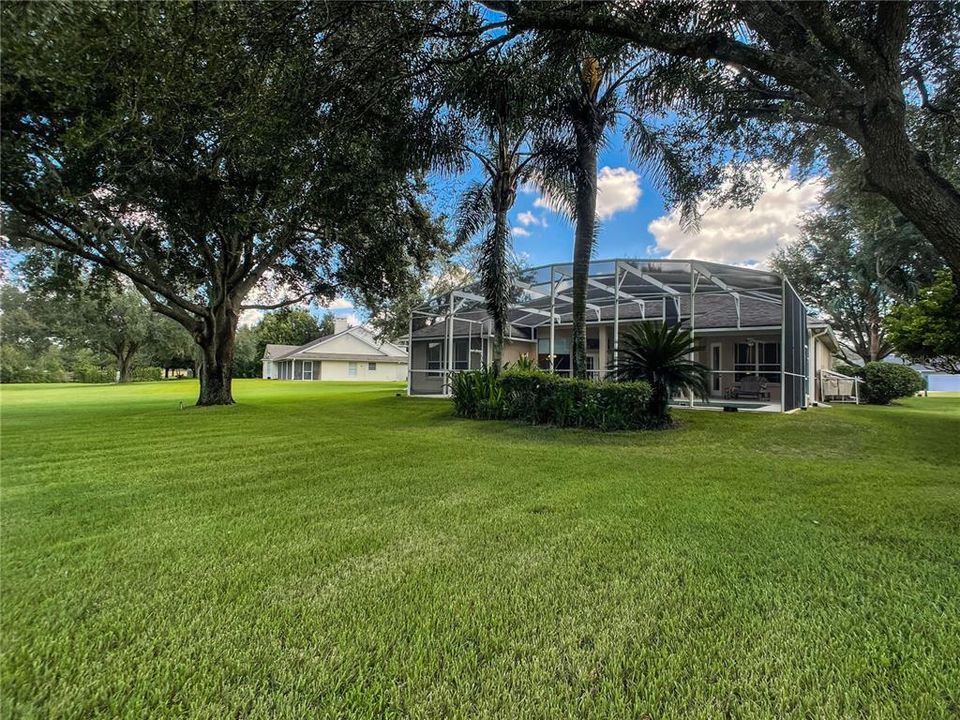 For Sale: $621,000 (3 beds, 2 baths, 2274 Square Feet)