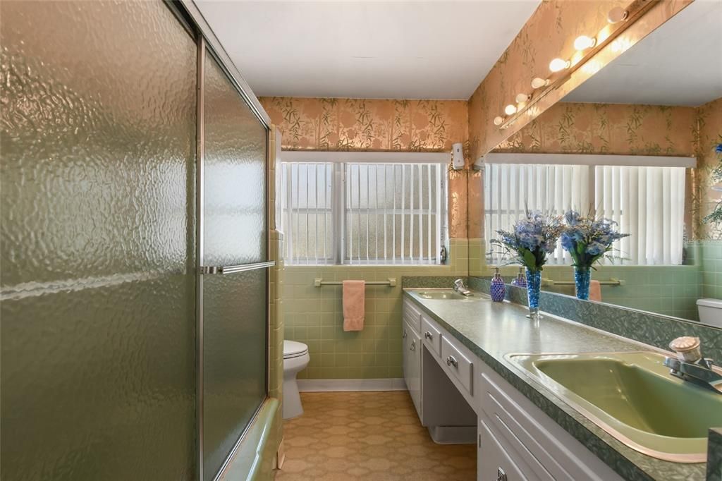 Bathroom 2