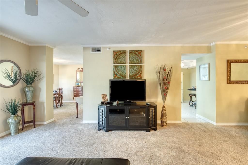 For Sale: $449,000 (2 beds, 2 baths, 1745 Square Feet)