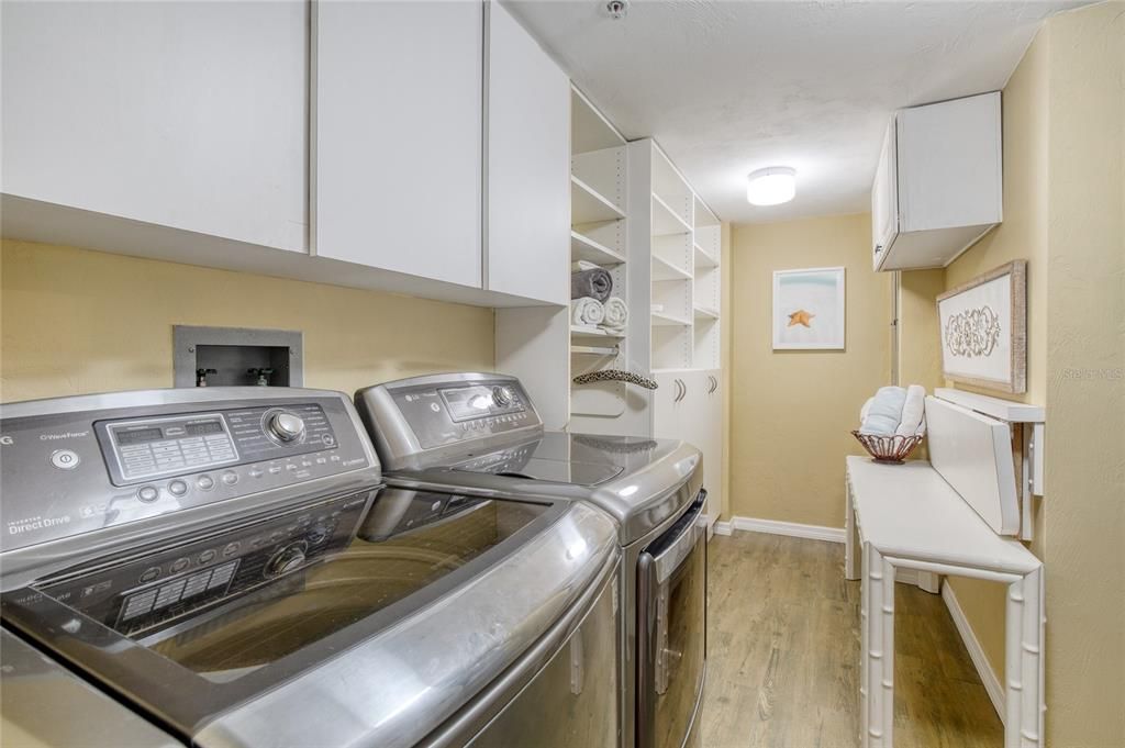 For Sale: $449,000 (2 beds, 2 baths, 1745 Square Feet)