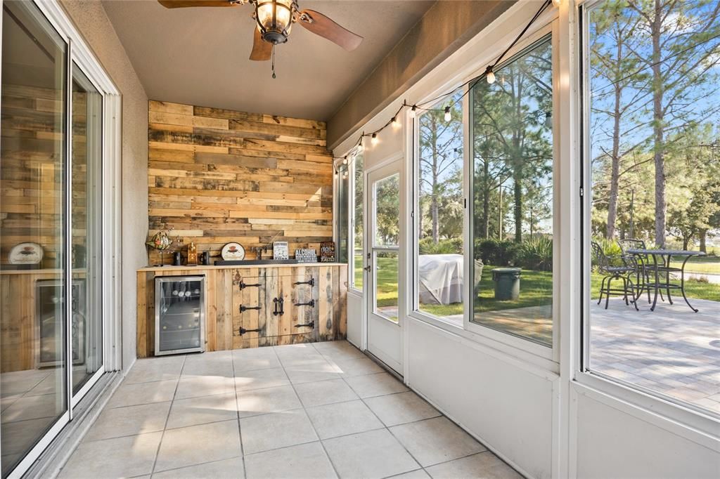 Lanai / Porch Area