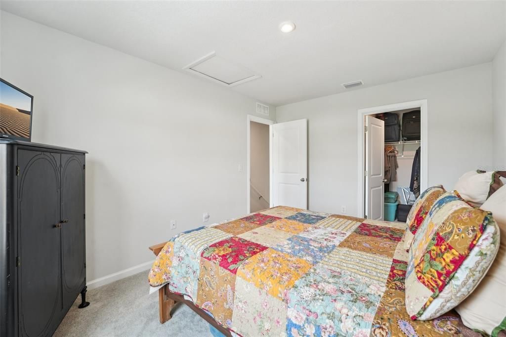 For Sale: $334,900 (3 beds, 2 baths, 1632 Square Feet)