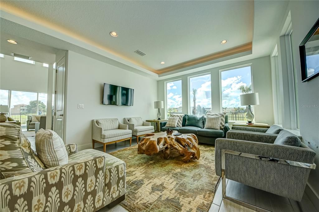 For Sale: $2,399,000 (12 beds, 12 baths, 5922 Square Feet)