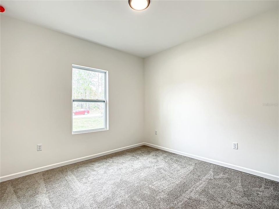 For Sale: $310,000 (4 beds, 2 baths, 1659 Square Feet)