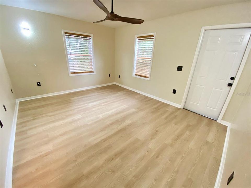 For Rent: $1,300 (2 beds, 2 baths, 684 Square Feet)