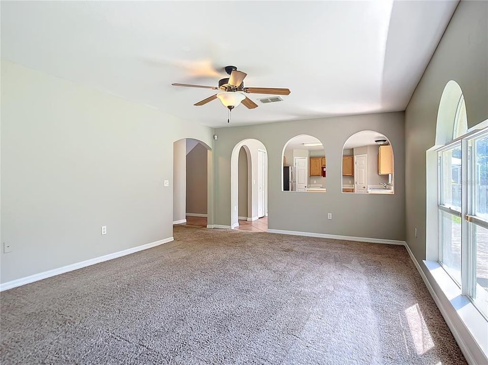 For Sale: $299,900 (3 beds, 2 baths, 2248 Square Feet)