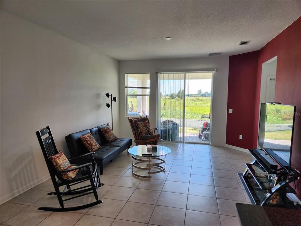 For Sale: $339,900 (3 beds, 2 baths, 1485 Square Feet)