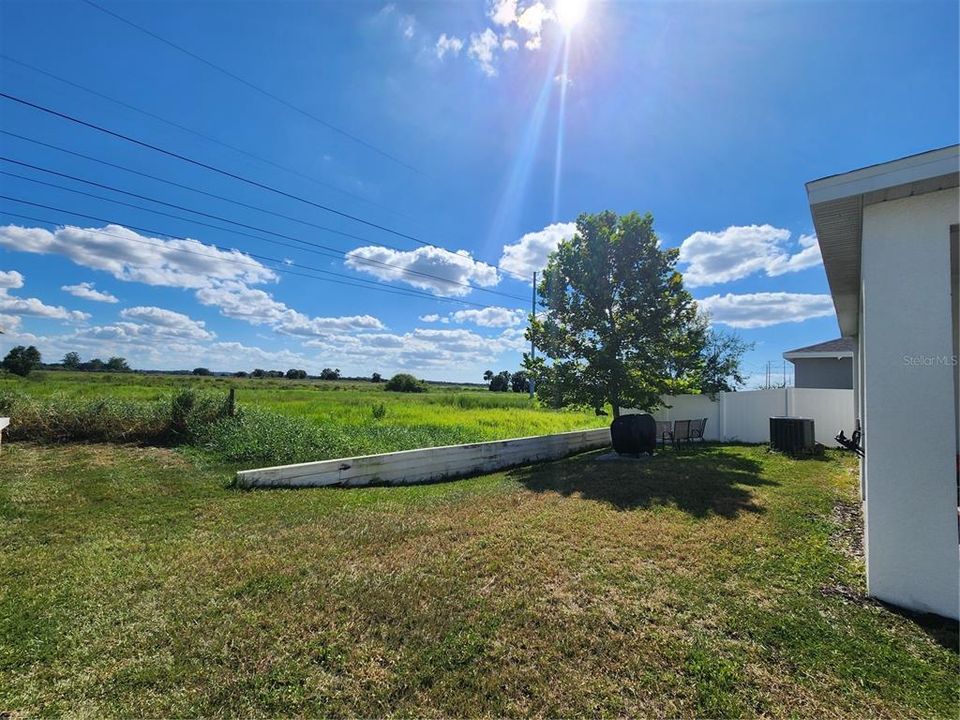 For Sale: $339,900 (3 beds, 2 baths, 1485 Square Feet)