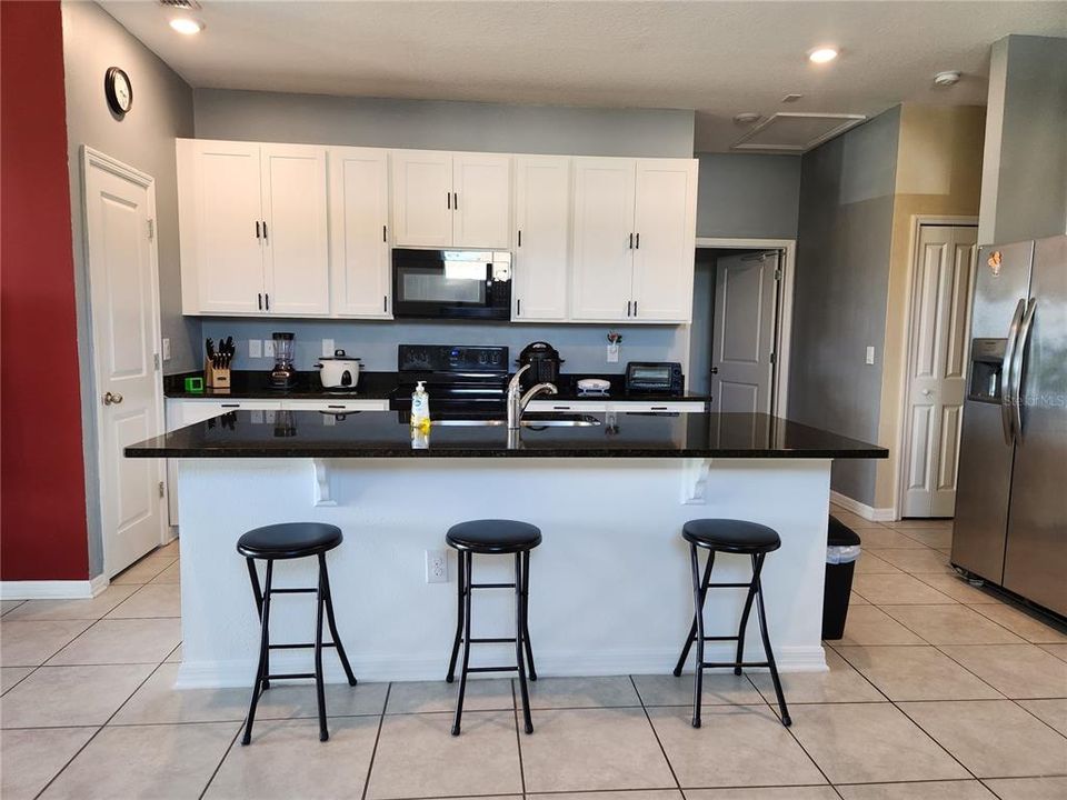 For Sale: $339,900 (3 beds, 2 baths, 1485 Square Feet)