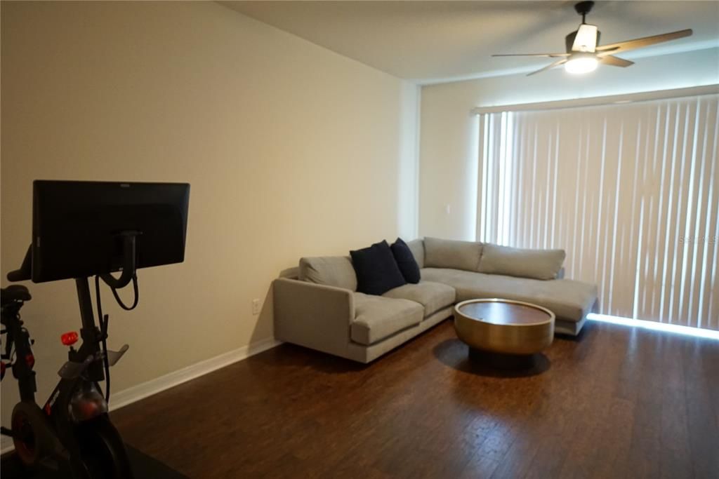 For Rent: $2,000 (2 beds, 2 baths, 1588 Square Feet)