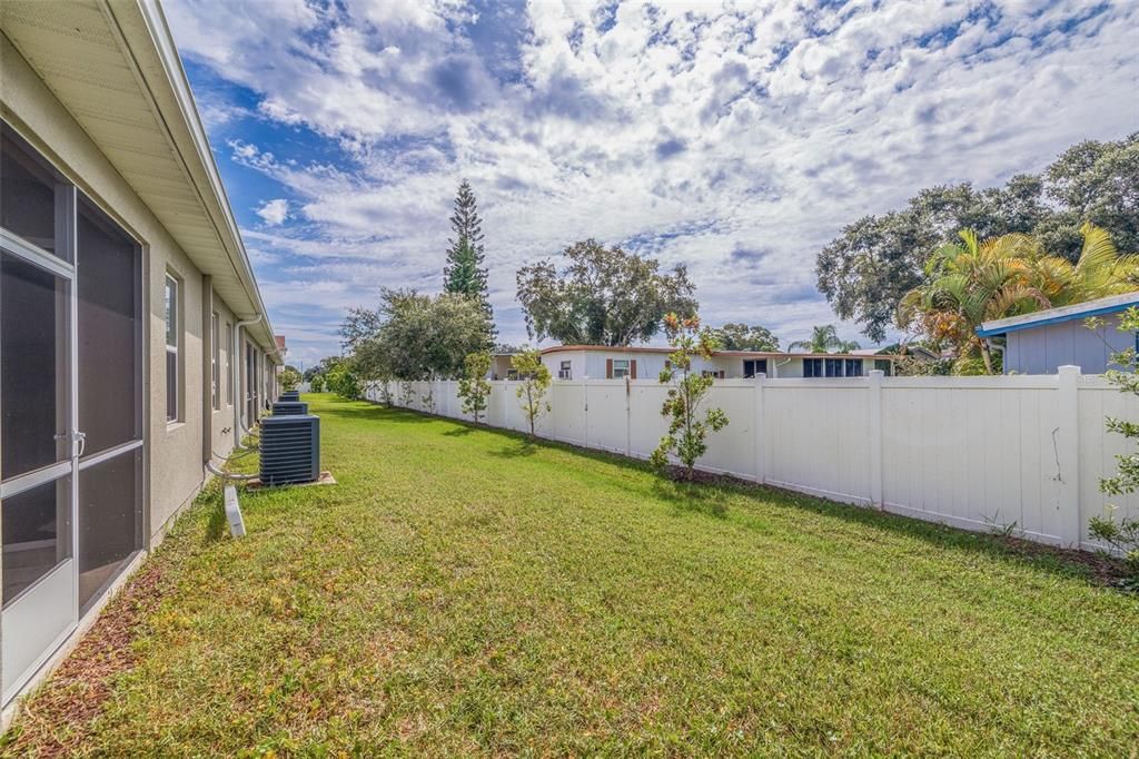 For Sale: $465,000 (3 beds, 2 baths, 1713 Square Feet)