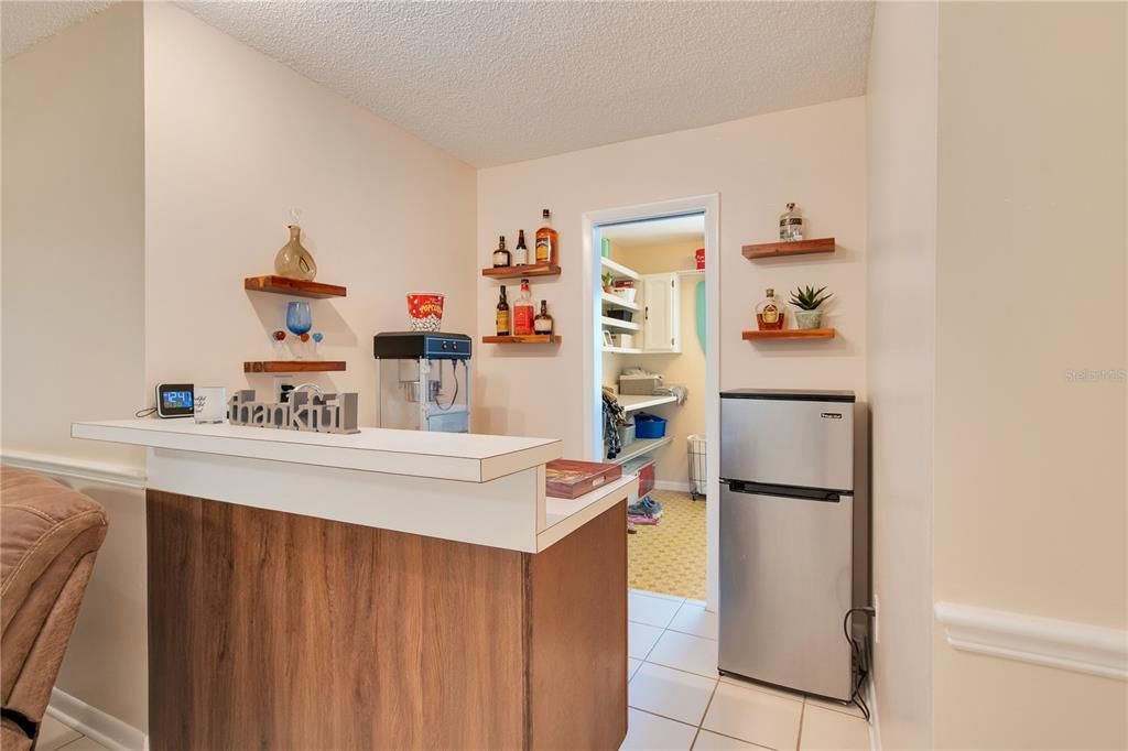 Wet bar in family room.