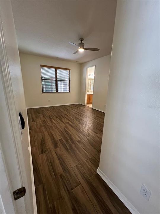 For Rent: $3,195 (3 beds, 2 baths, 2112 Square Feet)