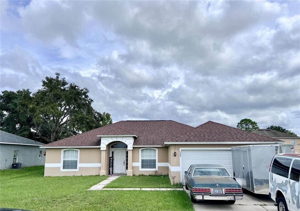 For Sale: $314,000 (4 beds, 2 baths, 1820 Square Feet)