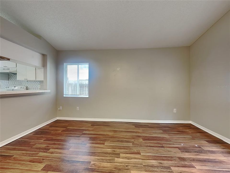 For Rent: $2,350 (3 beds, 2 baths, 1551 Square Feet)