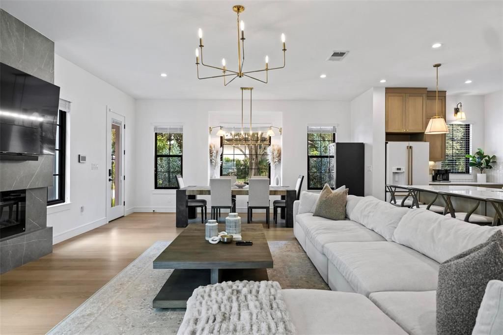 For Sale: $1,695,000 (4 beds, 4 baths, 3055 Square Feet)