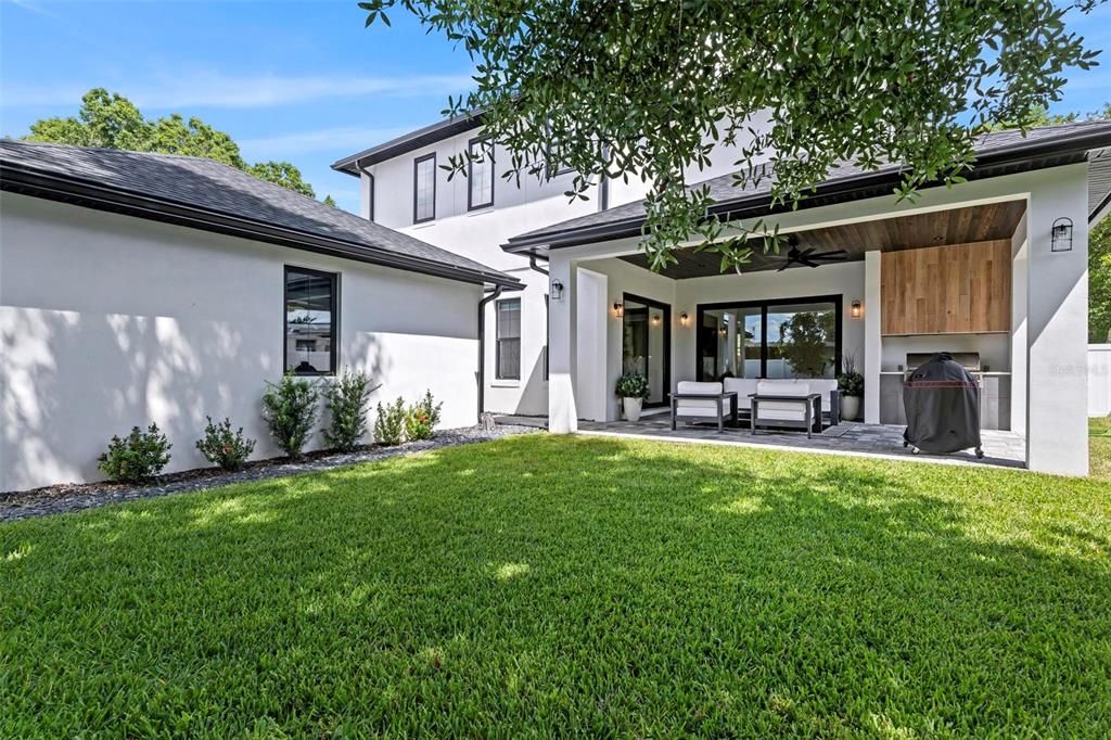 For Sale: $1,695,000 (4 beds, 4 baths, 3055 Square Feet)