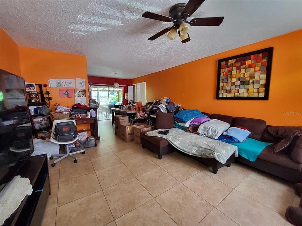 En Venta: $239,999 (3 camas, 1 baños, 0 Pies cuadrados)