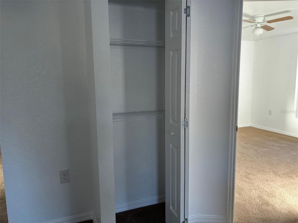 На продажу: $250,000 (3 спален, 2 ванн, 1154.5 Квадратных фут)