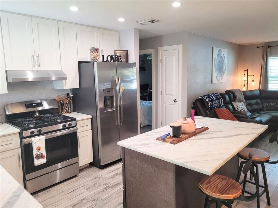 For Sale: $449,000 (3 beds, 2 baths, 1343 Square Feet)