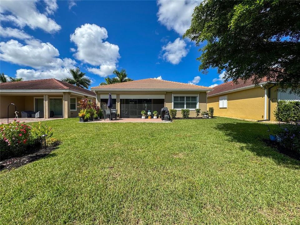 For Sale: $474,122 (3 beds, 2 baths, 1983 Square Feet)