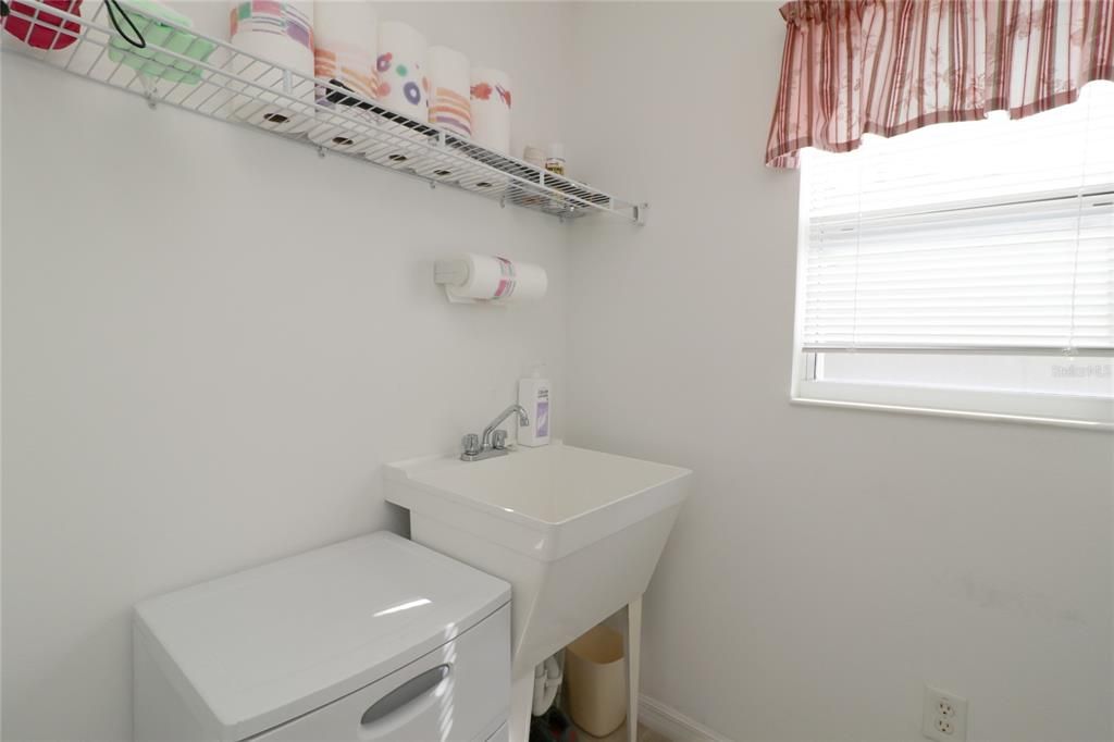 Mud / laundry Room