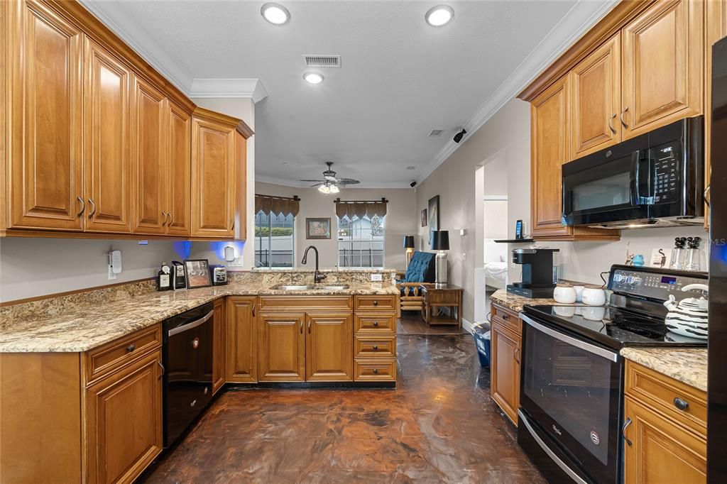 Kitchen toward Family Room