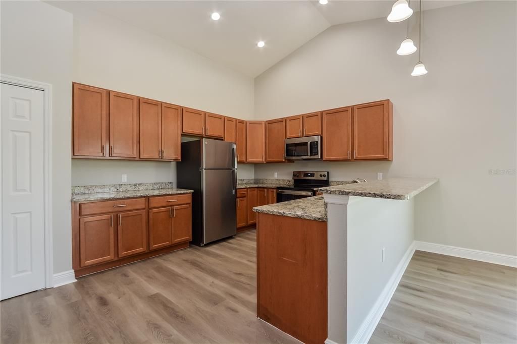 For Rent: $1,885 (3 beds, 2 baths, 1352 Square Feet)